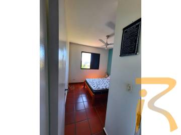 Apartamento no bairro Jardim Três Marias, Frente ao Mar