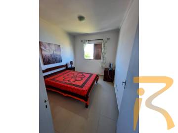 Apartamento no bairro Jardim Três Marias, Frente ao Mar